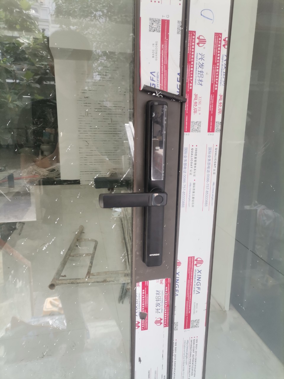 Khóa vân tay cửa nhôm tay gạt, chống nước Hyundai HY-SLS003