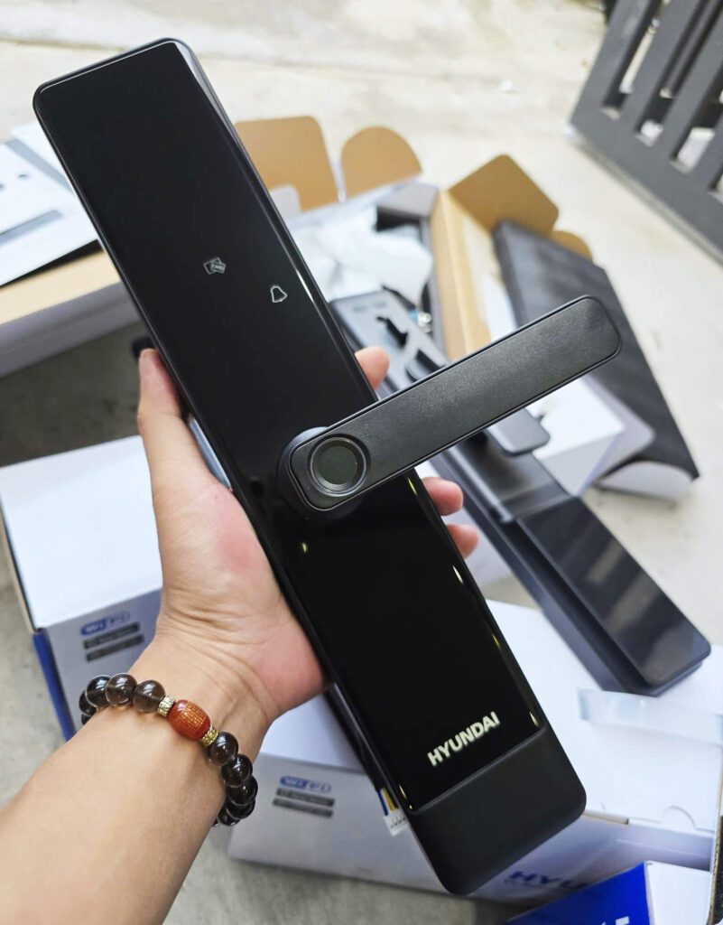 Công ty lắp đặt Khóa vân tay thông minh Hyundai chính hãng