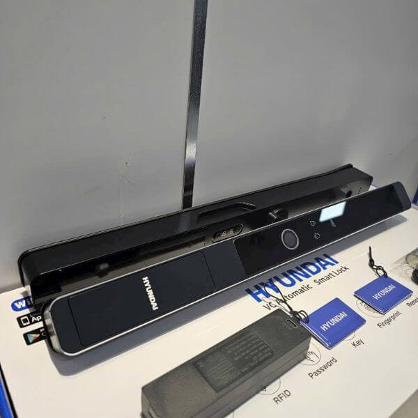 Trọn bộ khóa vân tay cửa nhôm Hyudai chính hãng